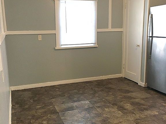 3rd image of 466 Mueller Ave