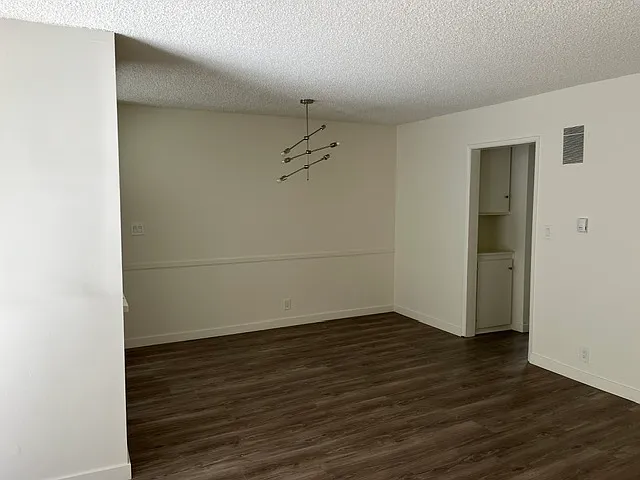 1 bed, $2,400 — Photo 3