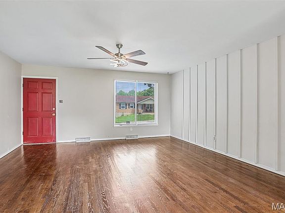 4th image of 8511 Talma Ct