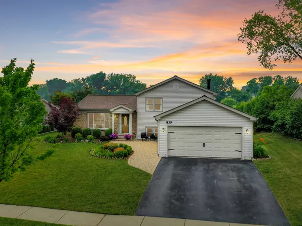830 Harvest Dr, Lake Zurich, IL 60047