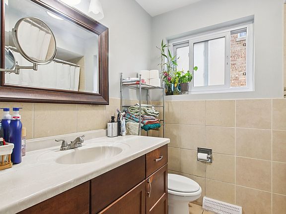 3rd image of 8613 Trumbull Ave Unit 2