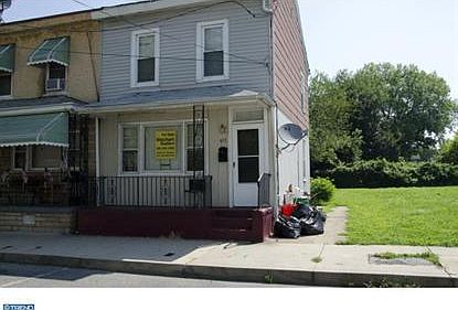 1st image of 455 Saint Mary St