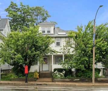 224 N Beacon St, Watertown, MA, 02472