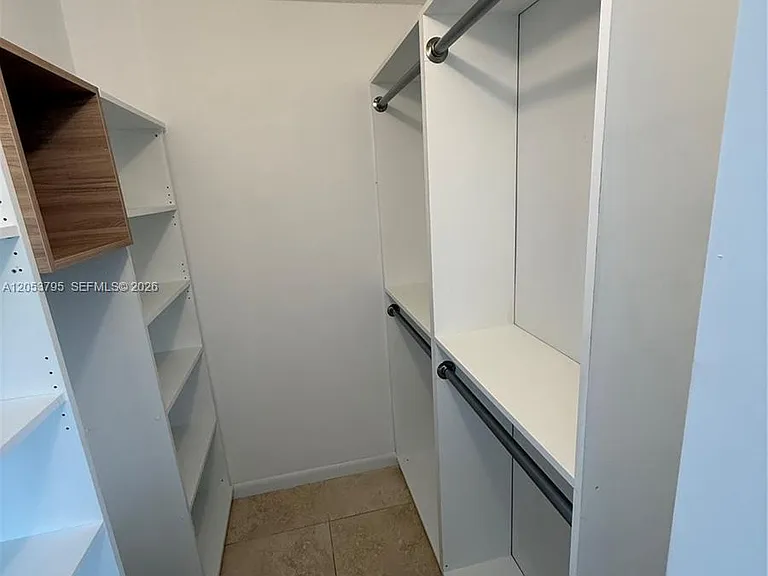 3600 N 56th Ave #115 — Photo 27