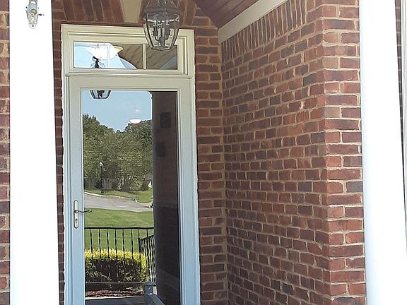 2nd image of 198 Clark Cir