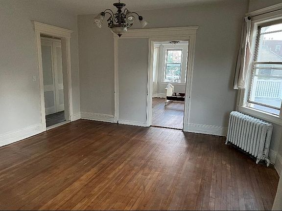 5th image of 21 Morris St Floor 2