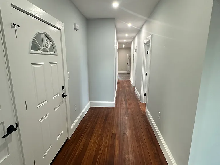 20 Floyd St #3 — Photo 8