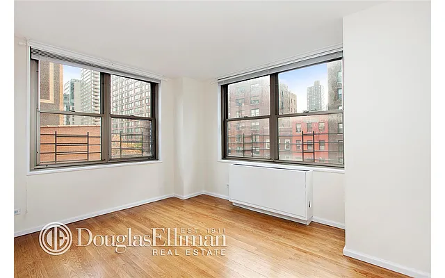 Rented by Douglas Elliman | media 25