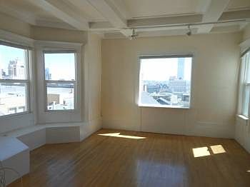 1st image of 920 Taylor St APT 11