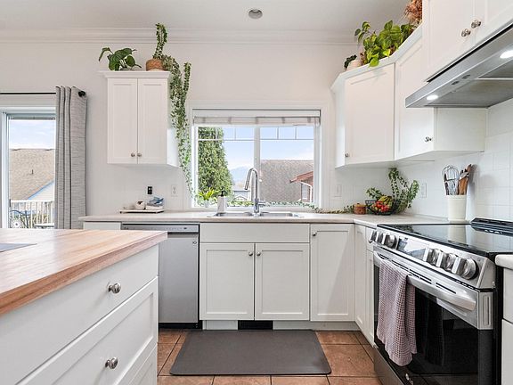 4th image of 6498 Southdowne Pl #28