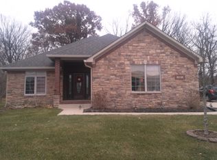 7117 W Mayer Dr, Greenfield, IN