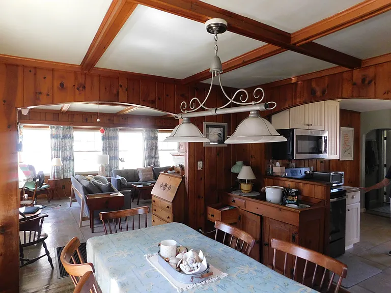 70 E Grand Ave — Photo 21