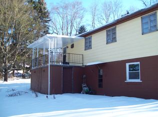 283 Logan Rd, Imperial, PA 15126