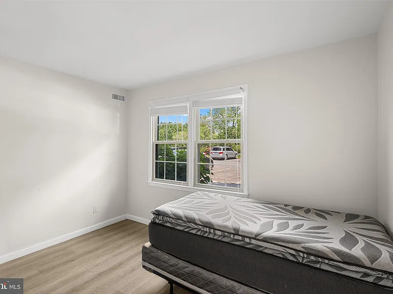 6034 Westchester Park Dr #1 — Photo 18