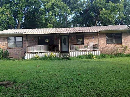 1st image of 152 Clay St
