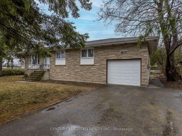 686 Corrigan Cres, Peterborough, ON K9J 7N8
