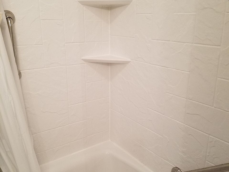 2nd image of 924 Allenview Dr