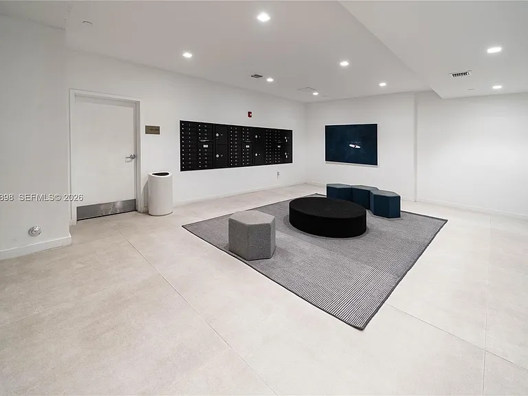 13800 Highland Dr #Penthouse 4 — Photo 36