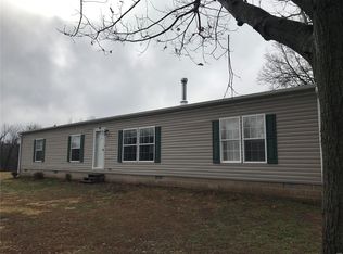 3207 Hickory Ridge Ln, Brighton, IL 62012