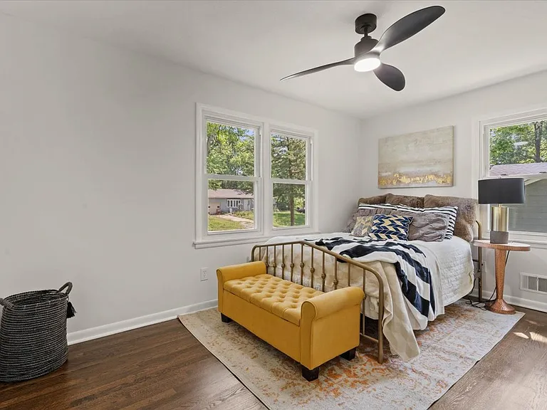 8004 Tennessee Ave — Photo 11