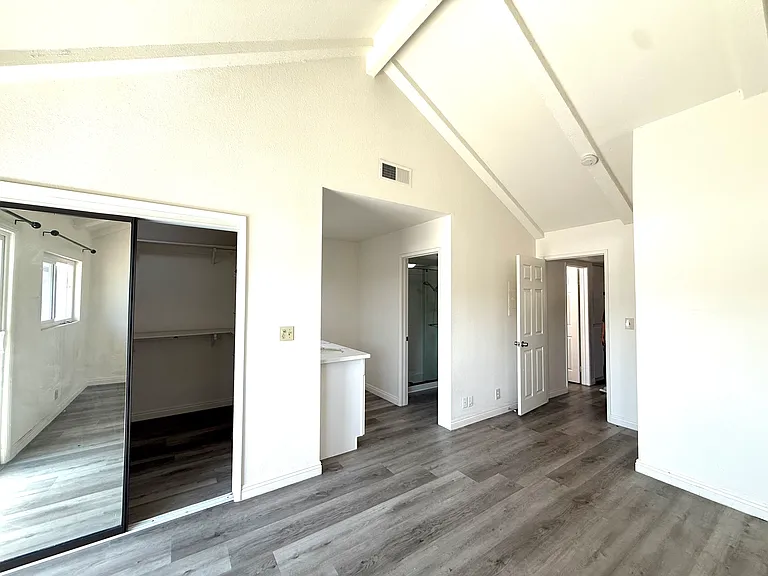 320 S Ynez Ave #D — Photo 15