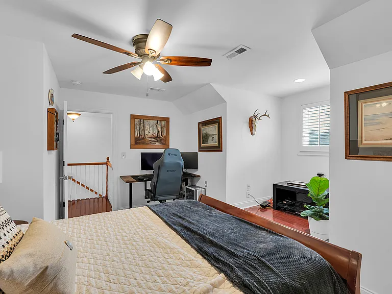 128 Rockwood Dr — Photo 23