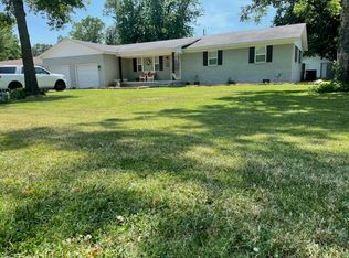 805 SW 9th St, Corning, AR 72422