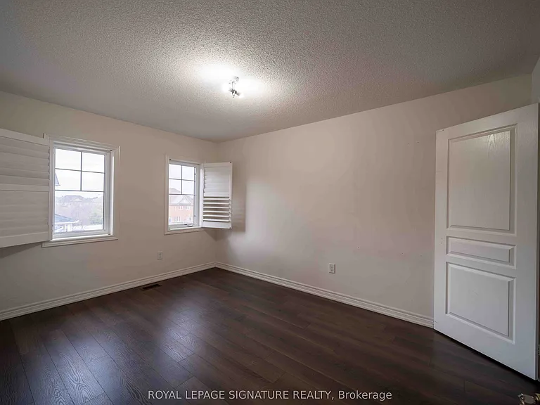 5570 Meadowcrest Ave — Photo 22