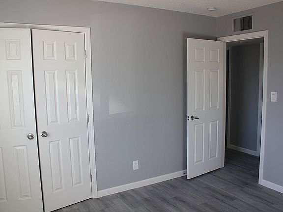 3rd image of 3750 W Palmaire Ave