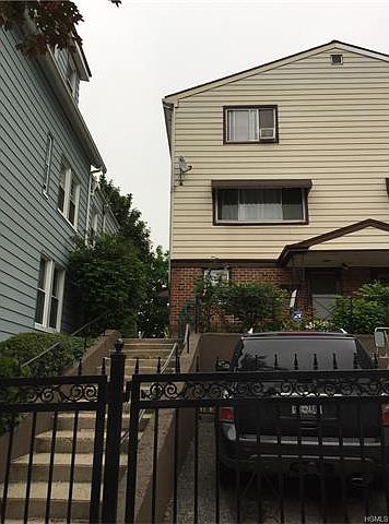 1st image of 22 Cliff Ave