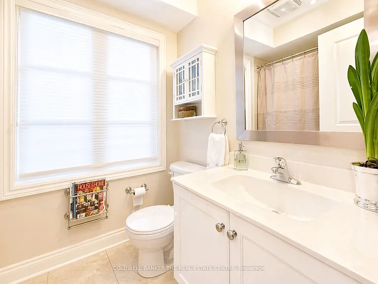 10 Powseland Cres — Photo 12