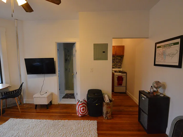 69 Gainsborough St #8 — Photo 8