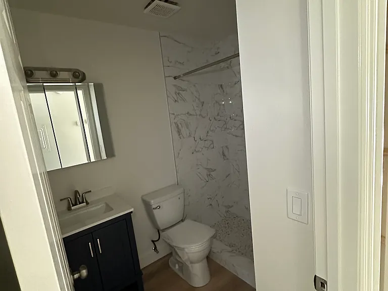 1025 S Ohio Ave #5 — Photo 6