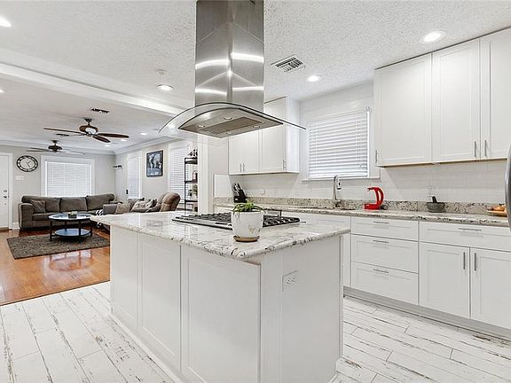 5th image of 3205 W Metairie Ave N