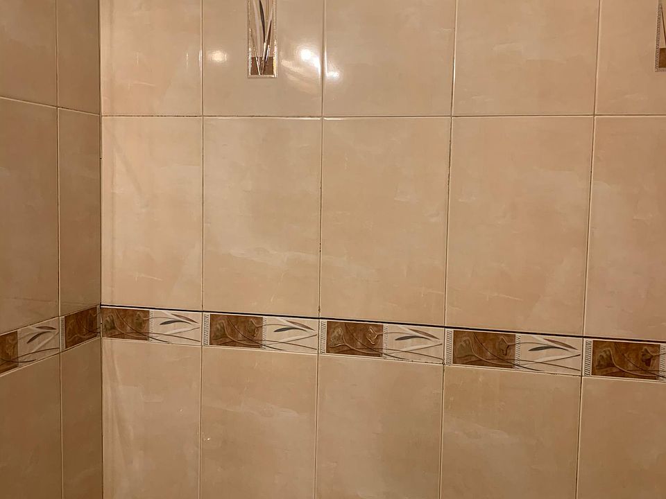 1st image of 407 Central Park Ave #1