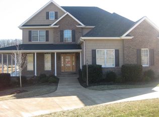 1114 Keeview Dr, Gray, TN 37615