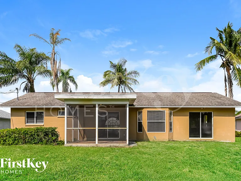 18557 Wisteria Rd — Photo 15