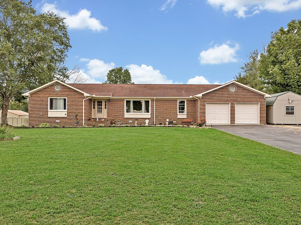 1st image of 86 Royal Oak Dr