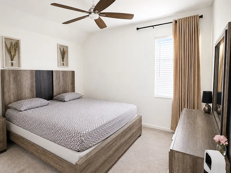 2302 Grande Laurel Ct — Photo 17