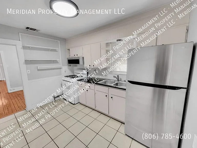 2320 20th St — Photo 10