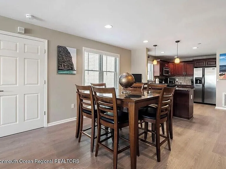 132 Hancock Ave #1 — Photo 8