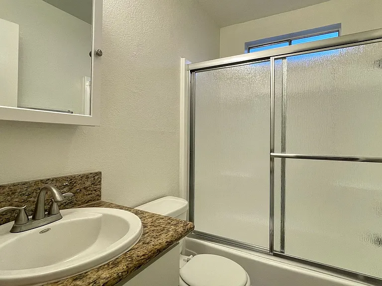 320 W Canon Perdido St #2 — Photo 4