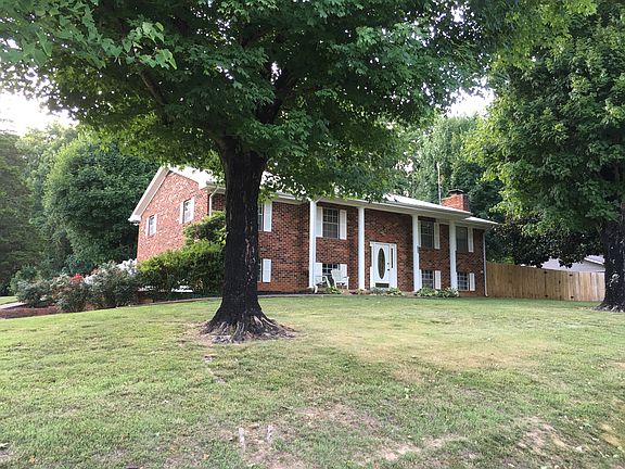 Corner lot
