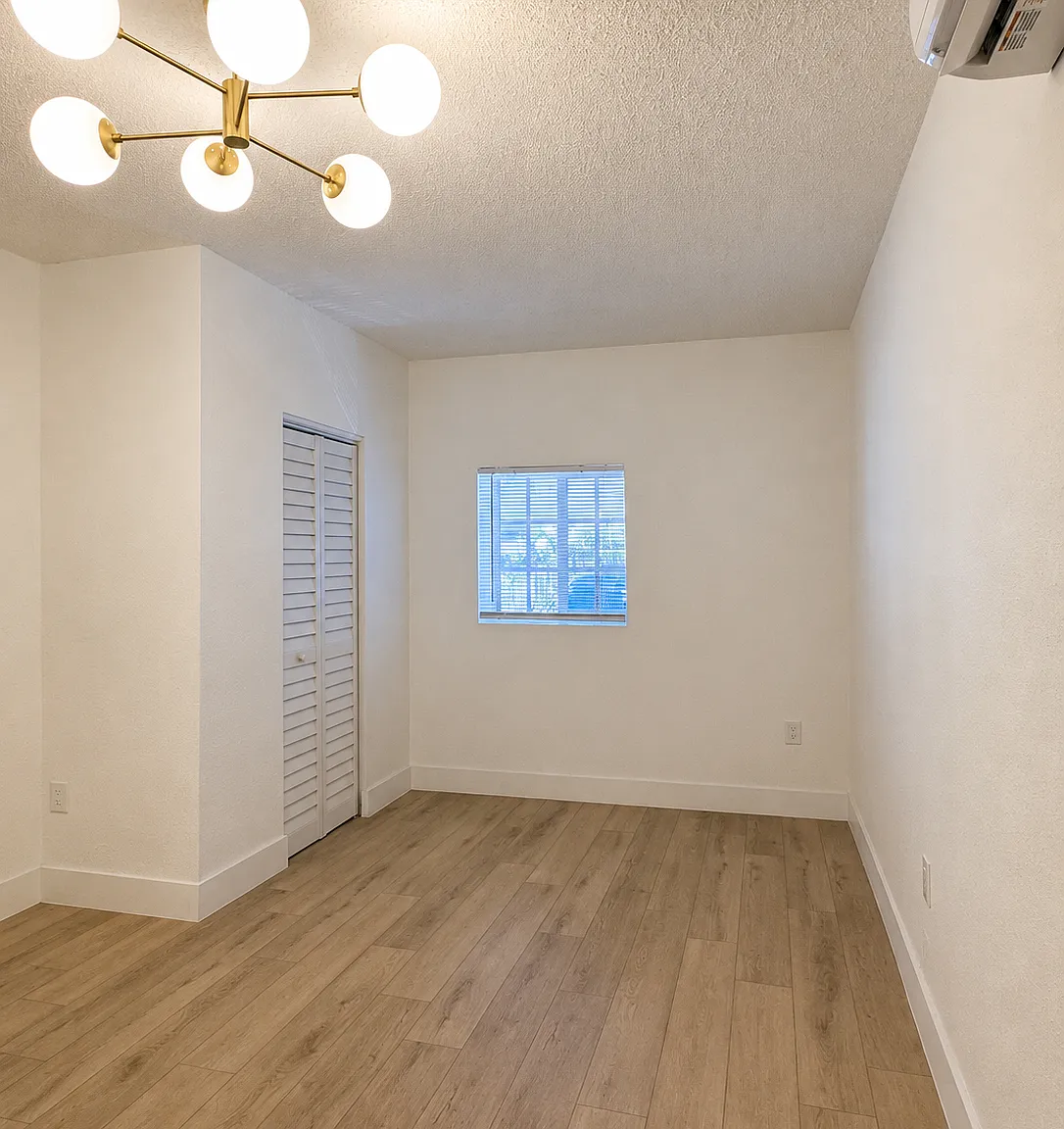 Studio, 385 sqft, $1,350 — Photo 4