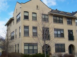 3532 Patten Rd, Highland Park, IL 60035