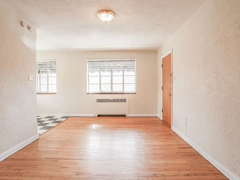 Elegante Apartments — Photo 12