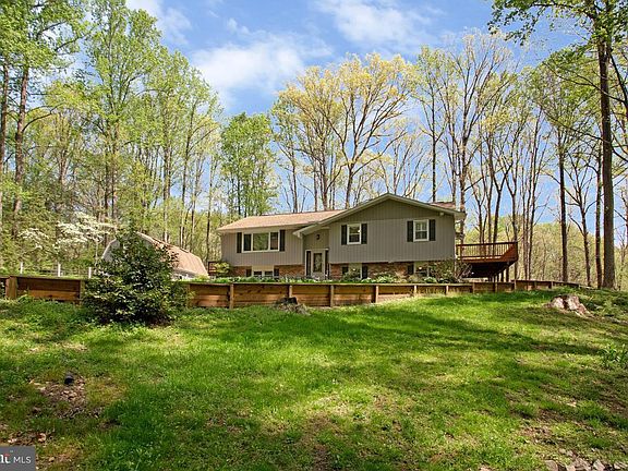 2nd image of 1486 Kingsway Ct