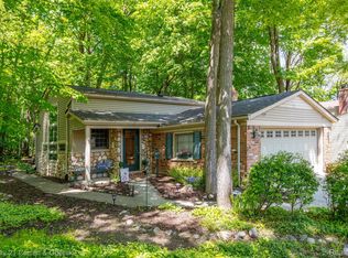 449 Hill St, Northville, MI 48167