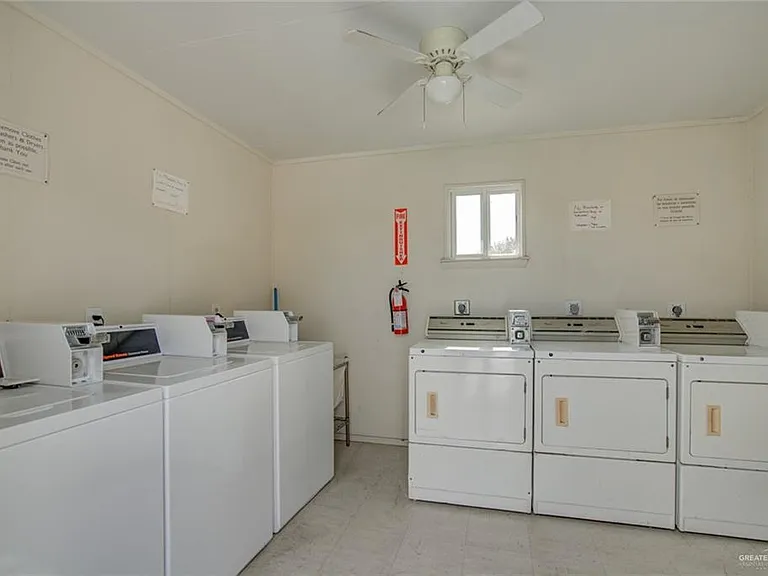 2125 Kerria Ave — Photo 16