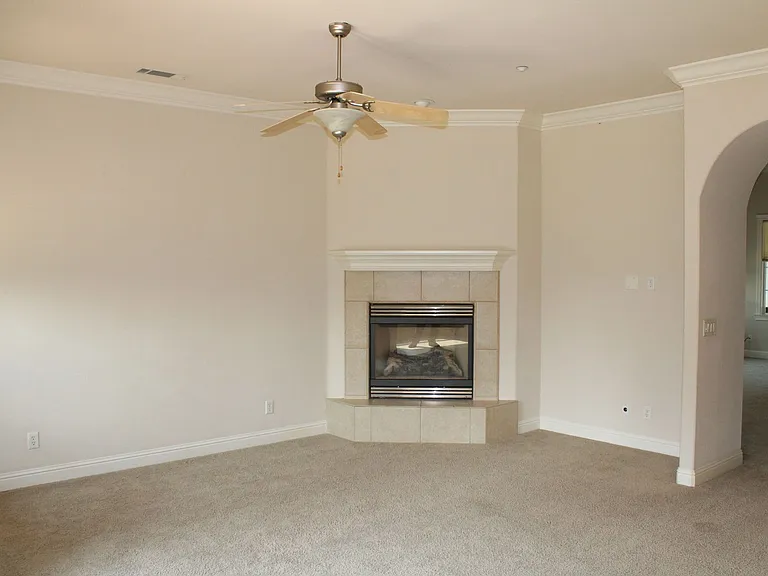 1022 Sunriver Ln — Photo 4